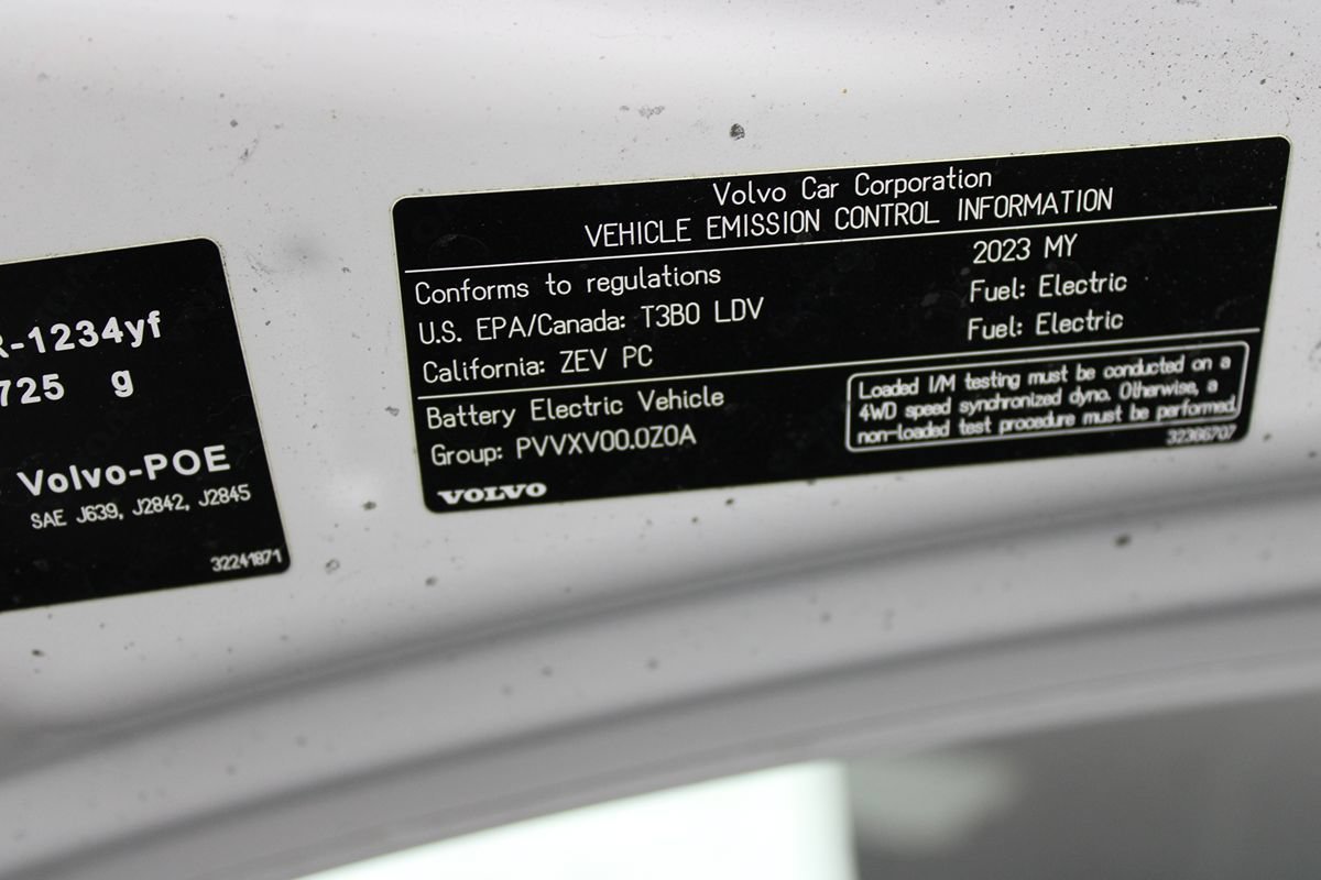 Used 2023 Volvo C40 P8 Recharge Plus AWD/4WD image 33