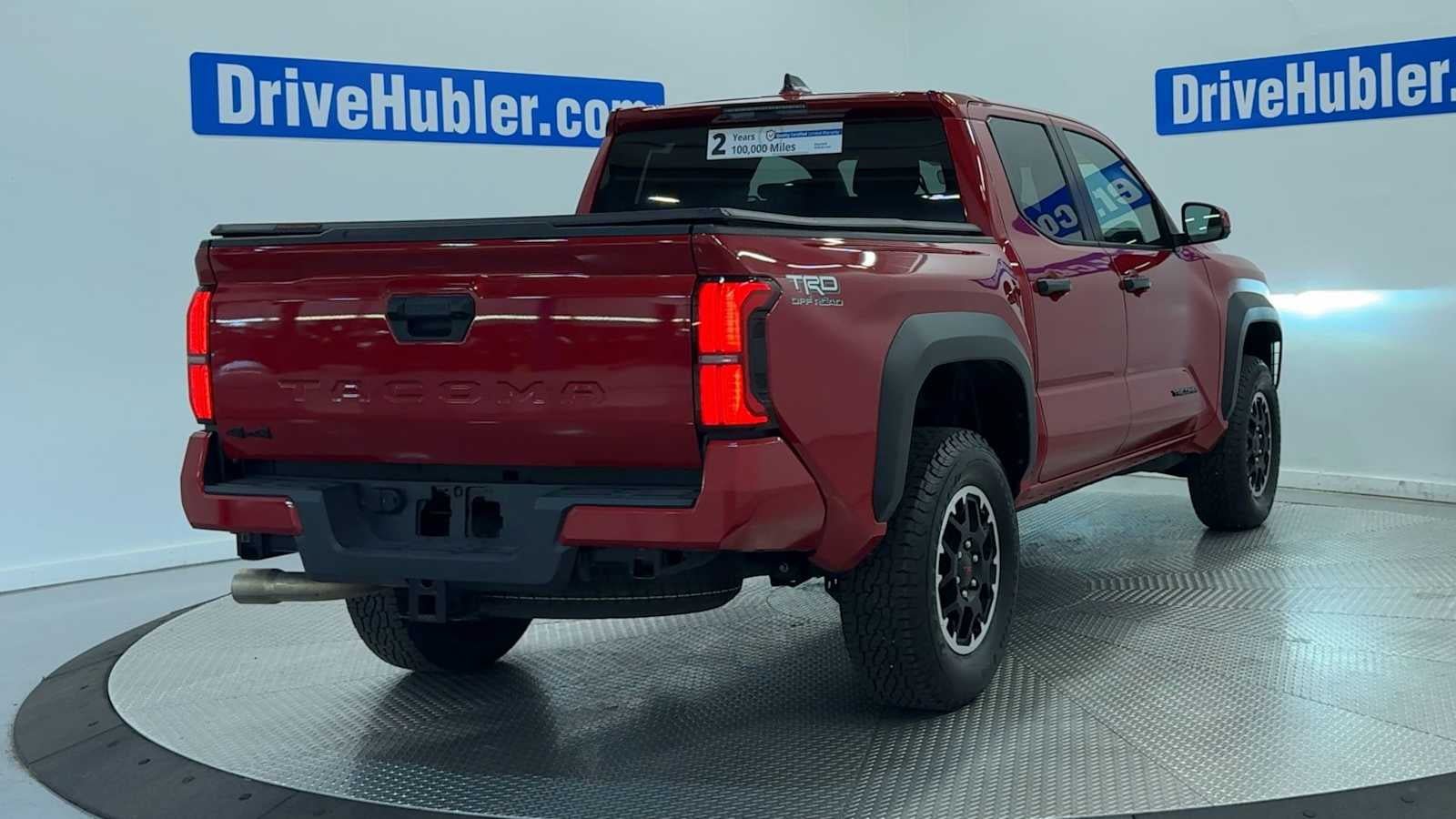 Used 2025 Toyota Tacoma TRD Off-Road AWD/4WD image 7