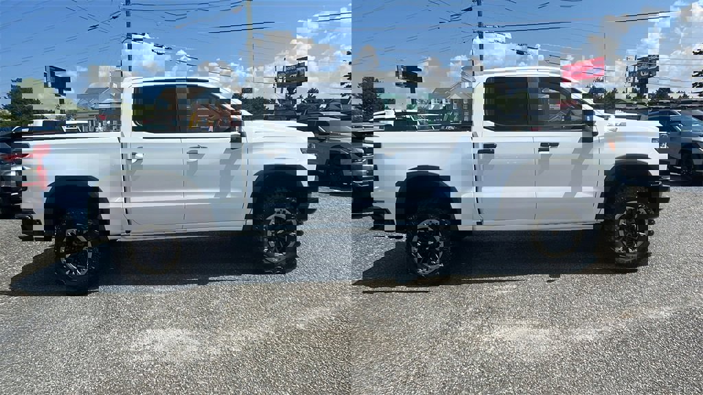 New 2025 Chevrolet Silverado 1500 ZR2 w/ Technology Package image 4