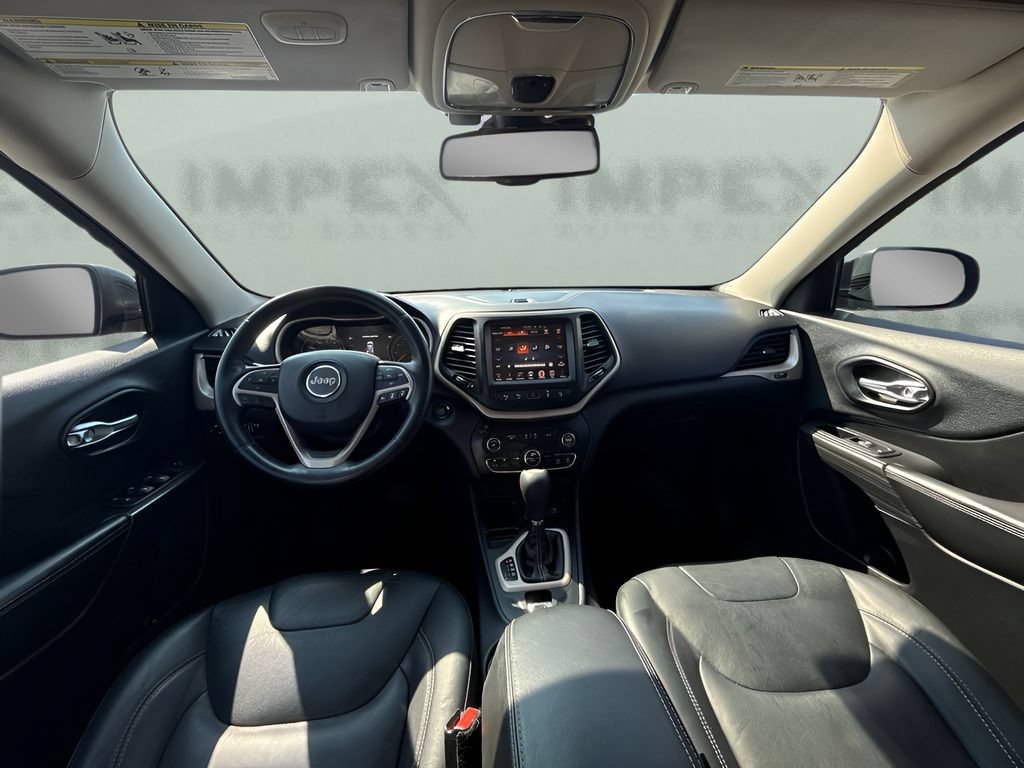 Used 2015 Jeep Cherokee Limited w/ Technology Group FWD image 11
