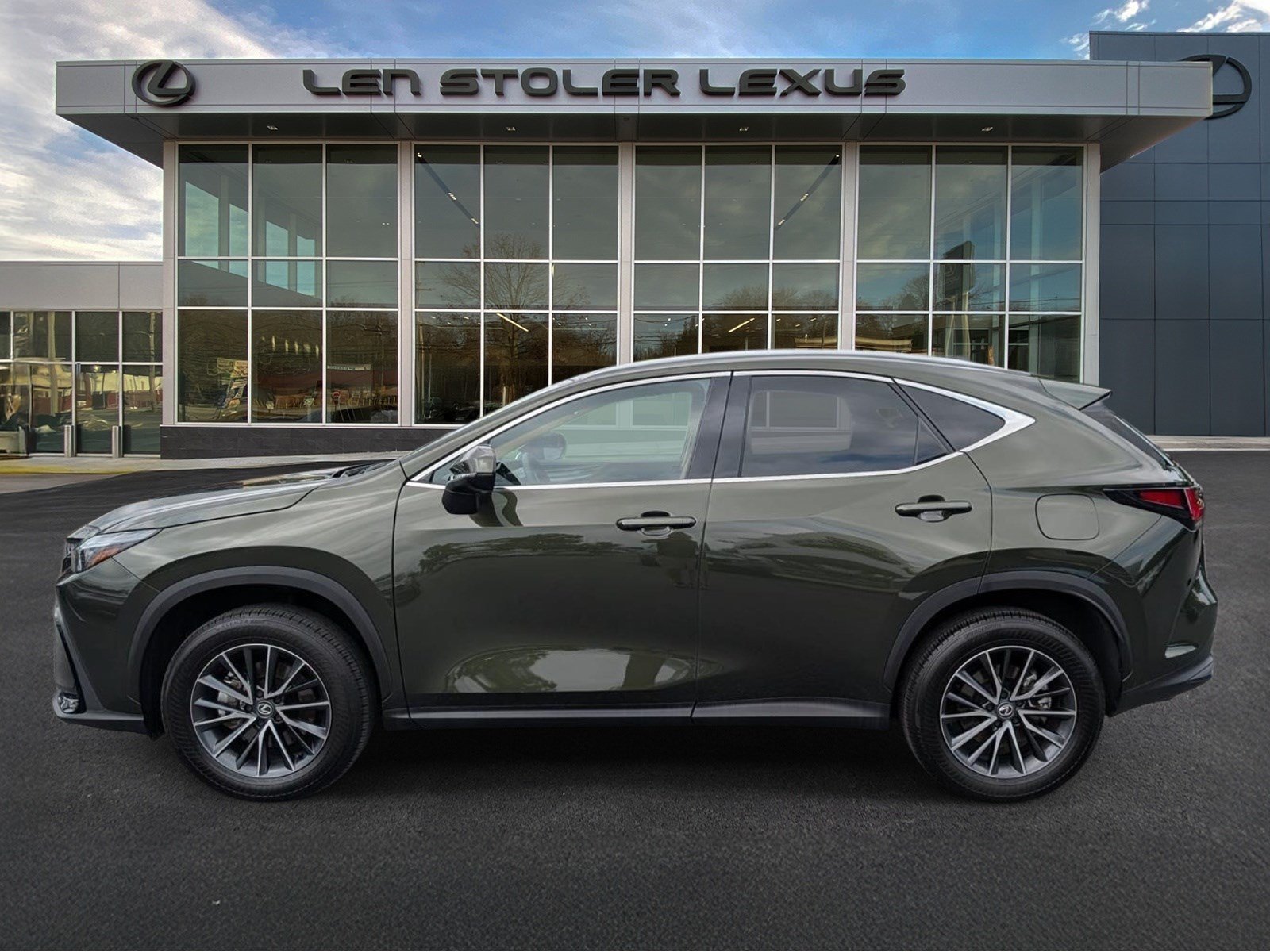 Certified 2025 Lexus NX 350 AWD w/ Accessory Package (2T) image 6