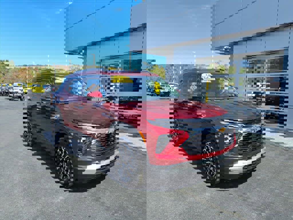 Used 2024 Chevrolet TrailBlazer LT w/ Convenience Package