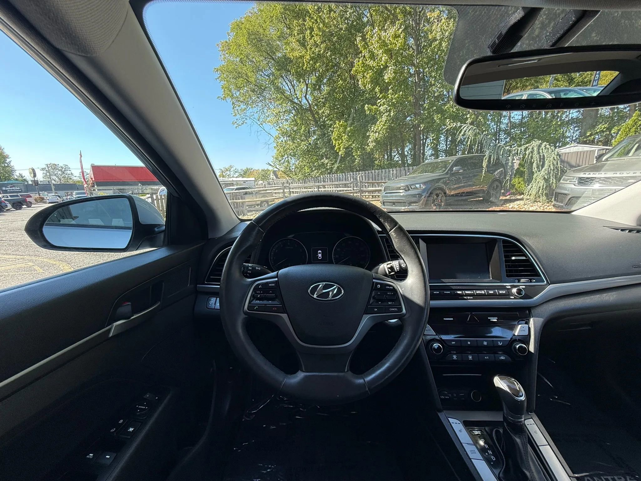 Used 2017 Hyundai Elantra Value Edition w/ Cargo Package image 15