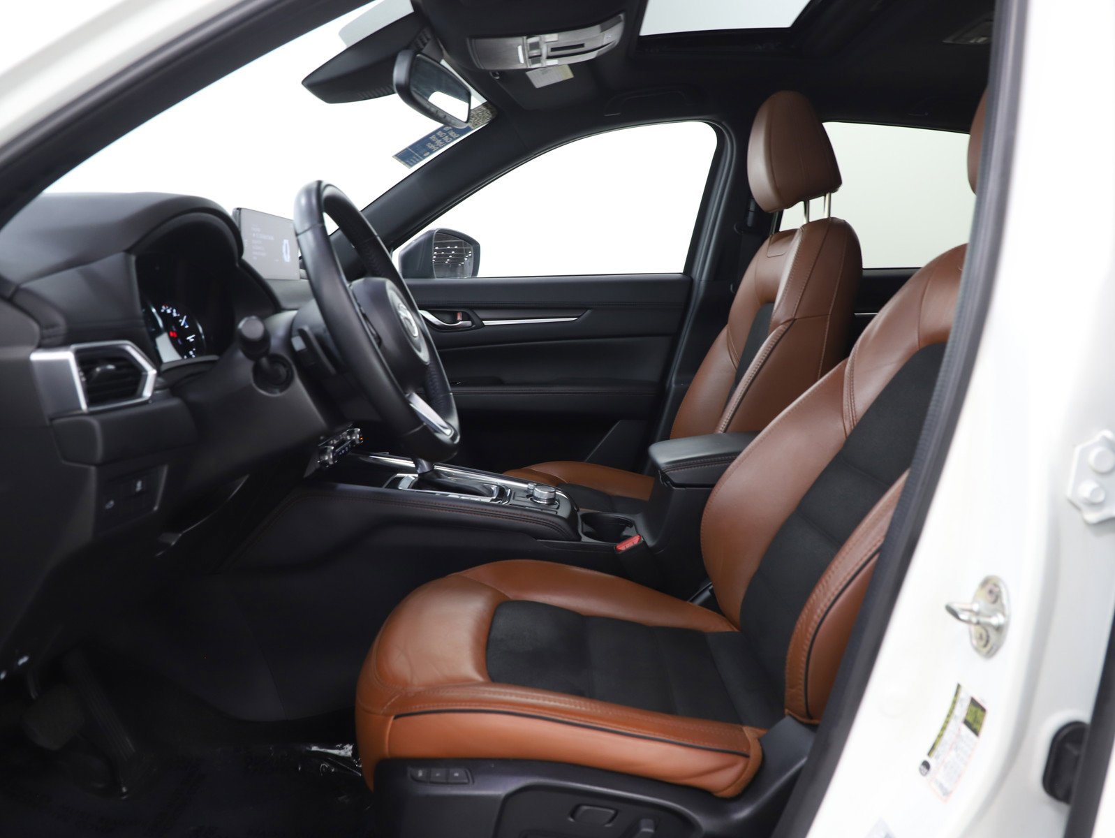 Used 2024 MAZDA CX-5 Carbon Edition image 24