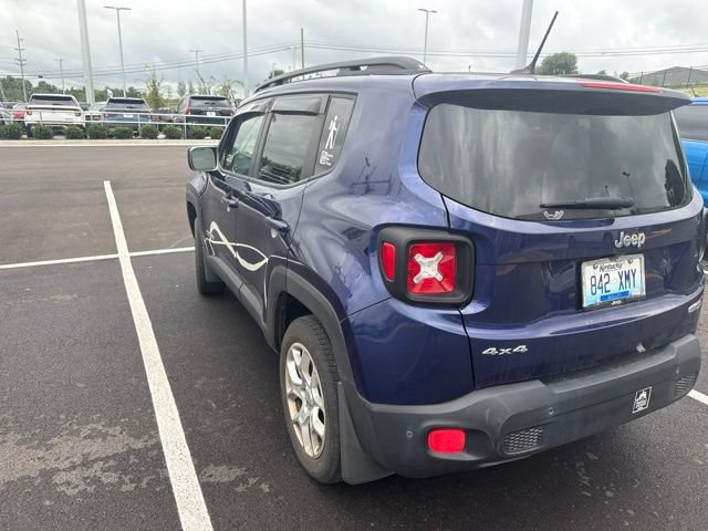 Used 2017 Jeep Renegade Latitude w/ Advanced Technology Group AWD/4WD image 21