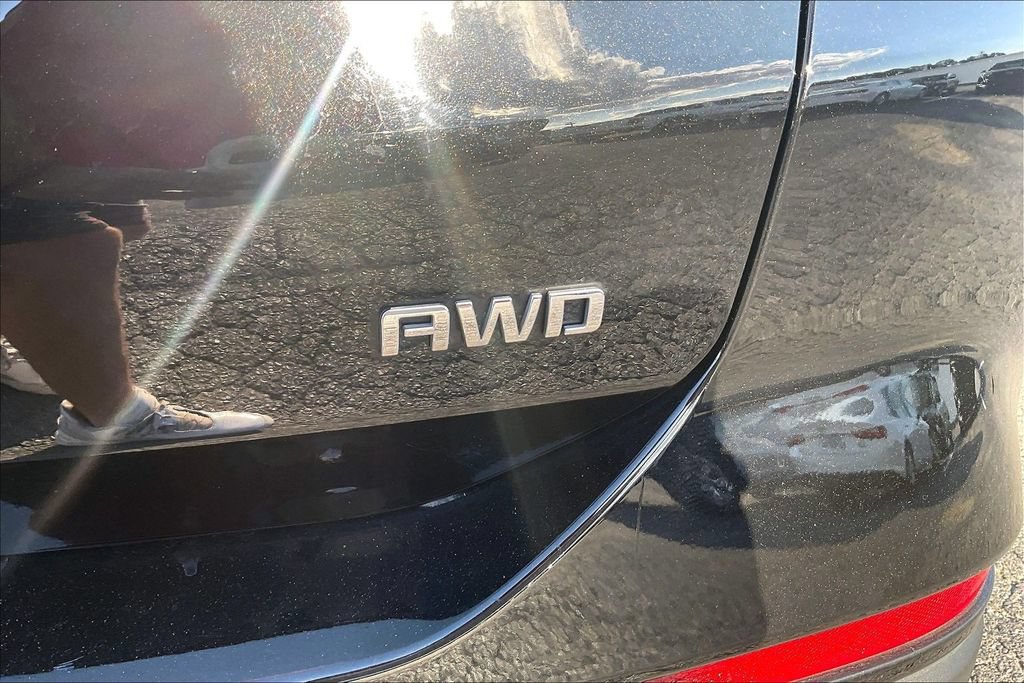 Used 2022 Chevrolet Equinox LS AWD/4WD image 24