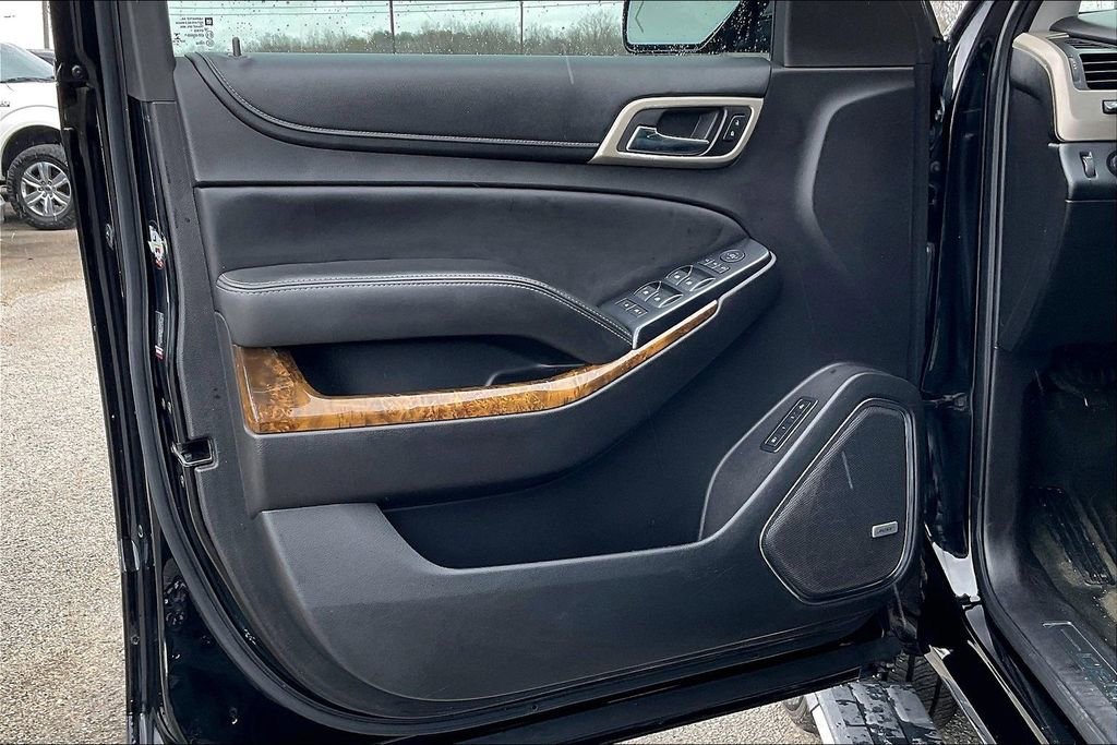 Used 2015 GMC Yukon Denali w/ Touring Package image 16