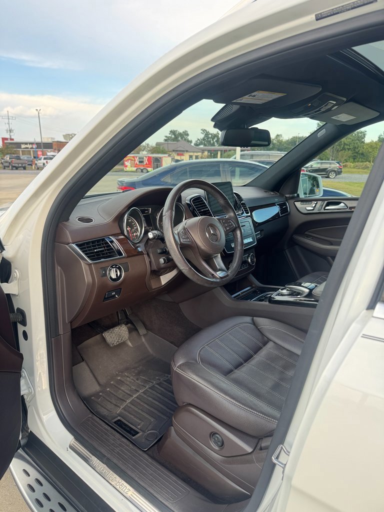 Used 2019 Mercedes-Benz GLS 450 4MATIC image 8