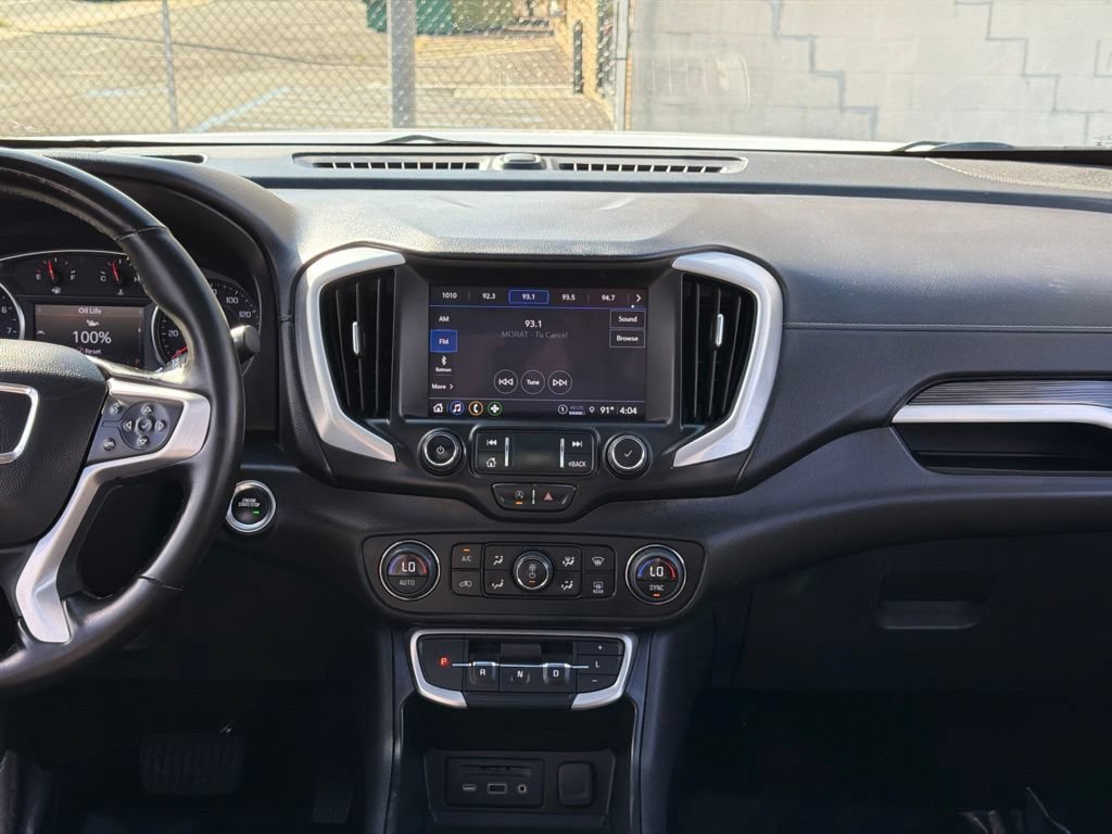 Used 2023 GMC Terrain SLT AWD/4WD image 26
