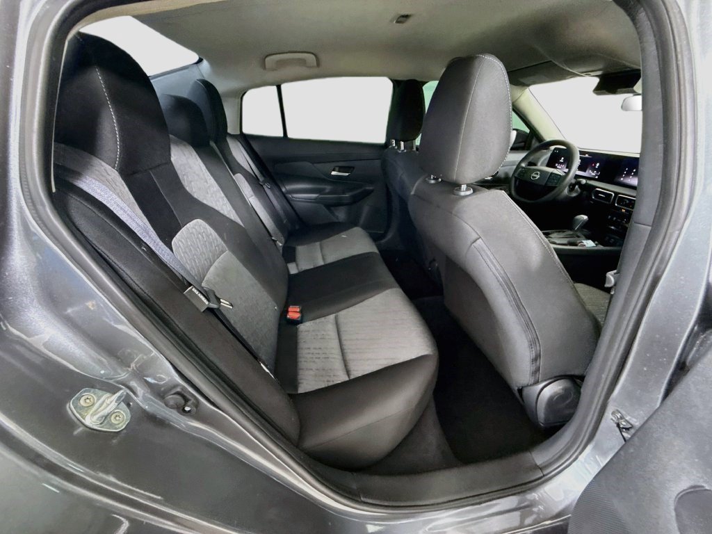 Used 2026 Nissan Sentra SV w/ Floor Mat Package FWD image 26