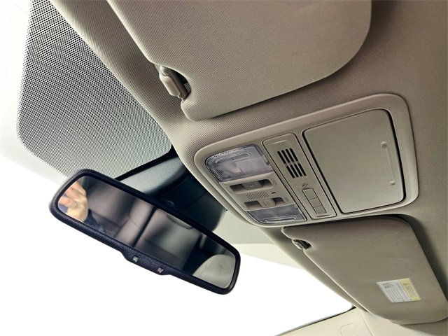 Used 2016 Honda Odyssey Touring Elite image 12