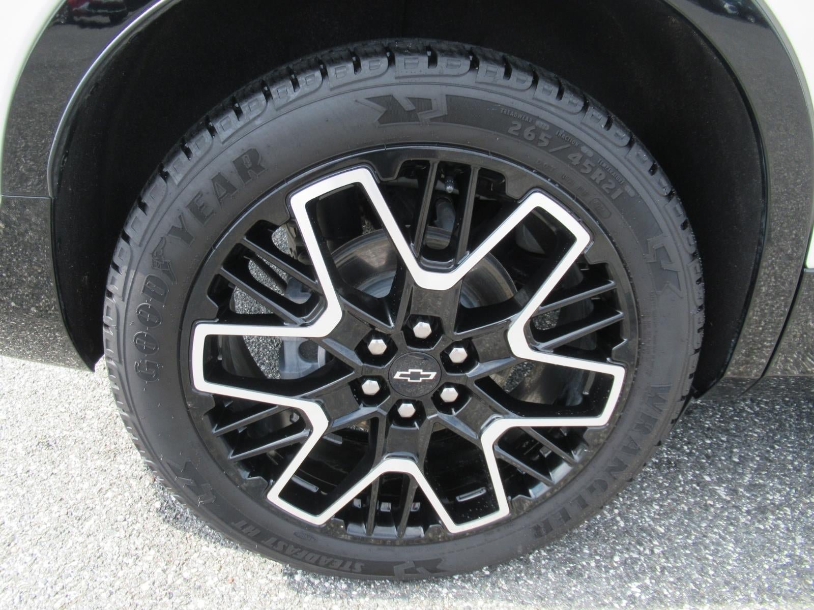 Used 2023 Chevrolet Blazer RS w/ Enhanced Convenience Package AWD/4WD image 8