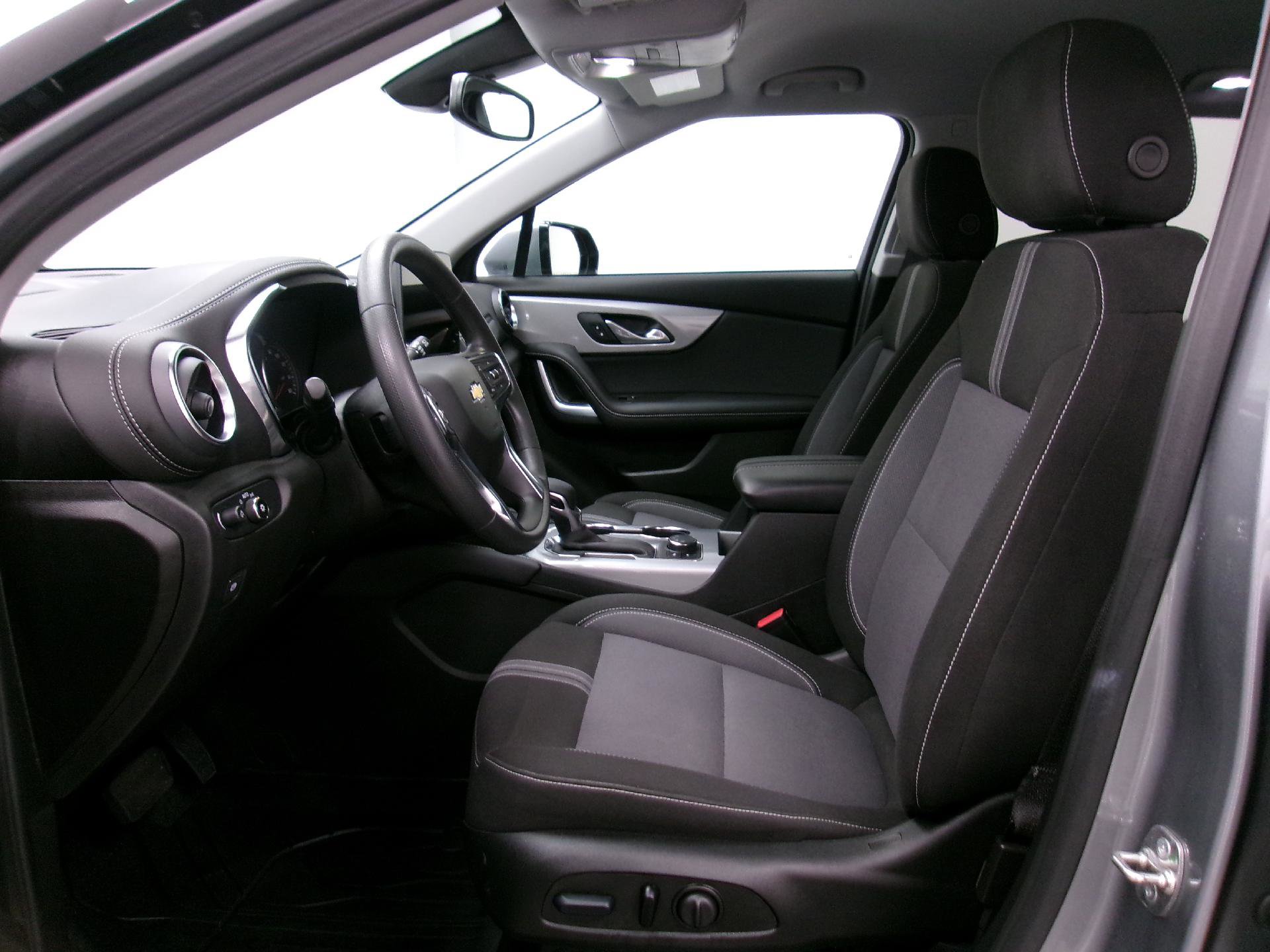 Certified 2024 Chevrolet Blazer LT w/ Convenience Package image 8