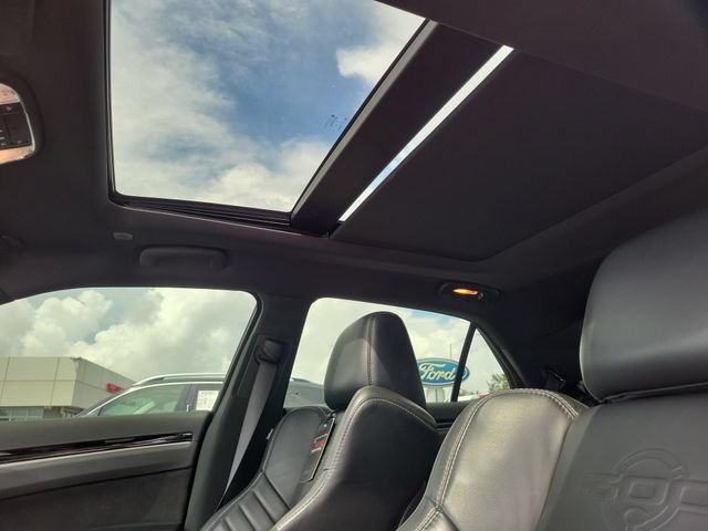 Used 2023 Chrysler 300 C RWD image 25