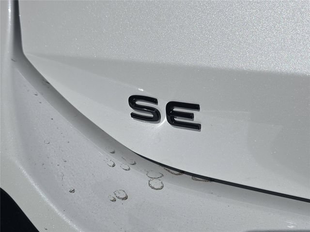 New 2026 Volkswagen Tiguan SE R-Line AWD/4WD image 7