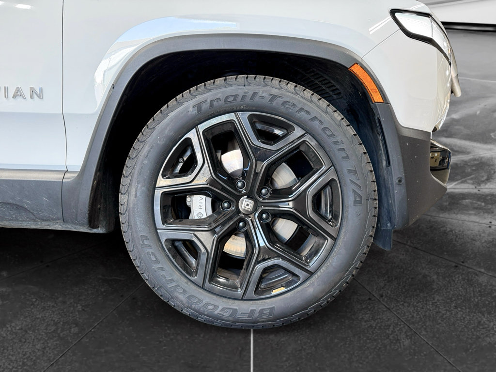 Used 2024 Rivian R1T Adventure Dual AWD/4WD image 37