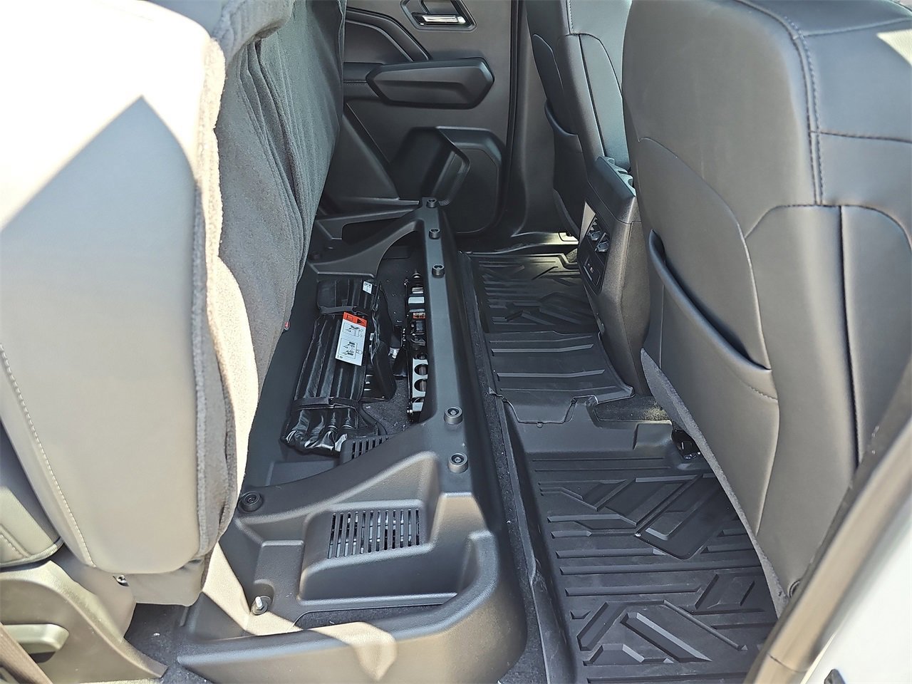 New 2025 Chevrolet Colorado W/T w/ Advanced Trailering Package image 12