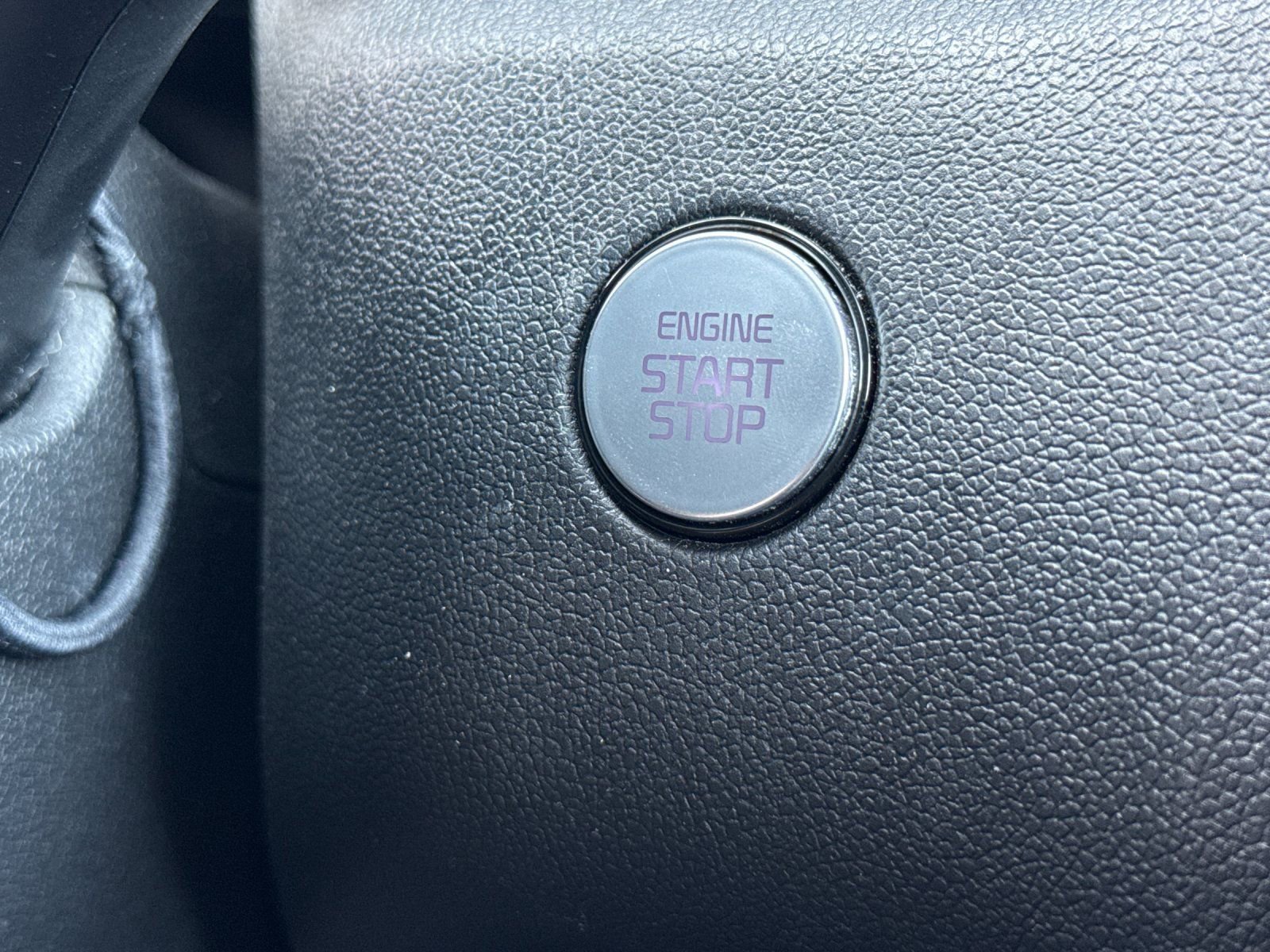Certified 2023 Kia Sorento S FWD image 23