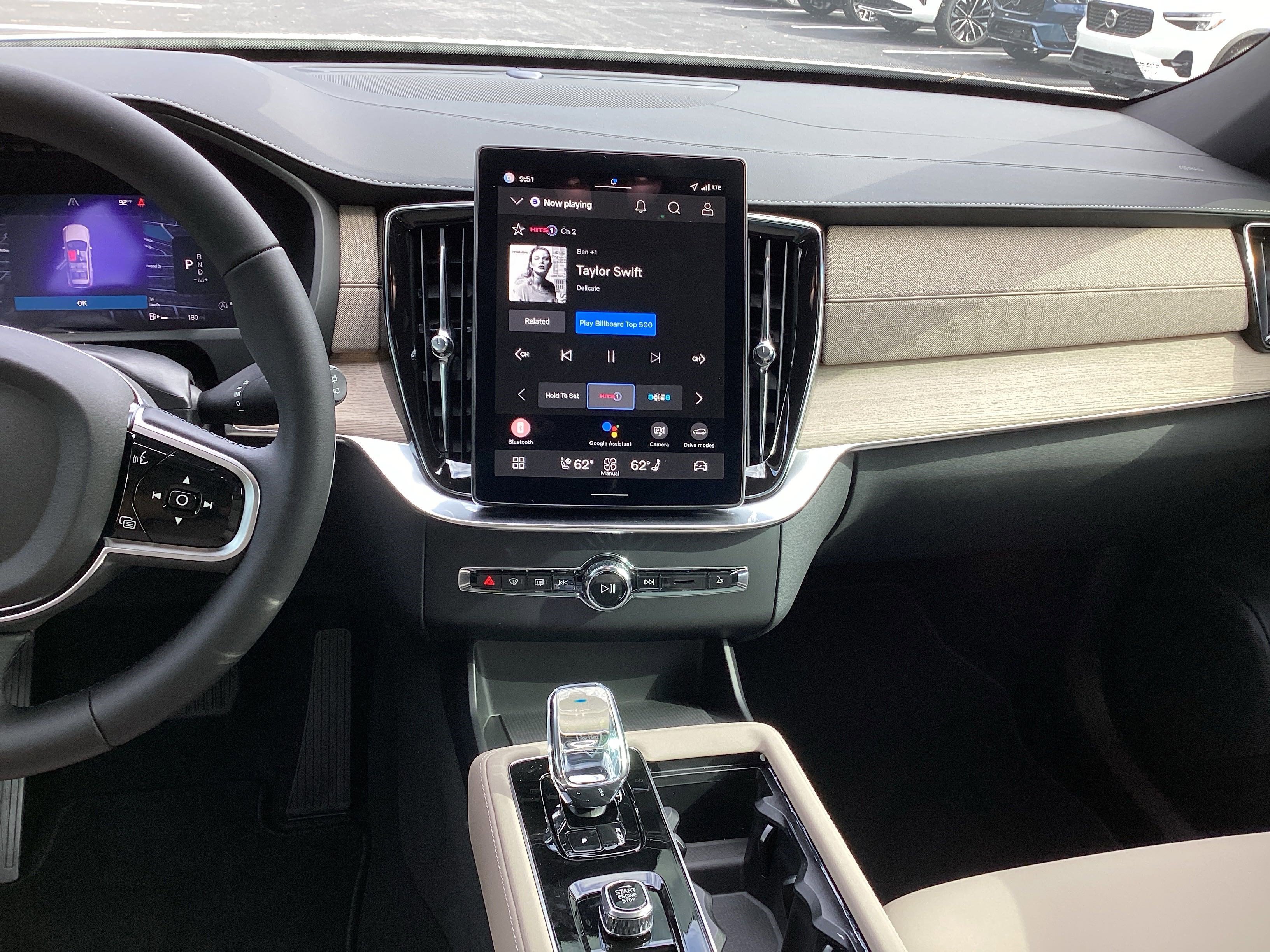 Used 2026 Volvo XC90 B6 Plus w/ Protection Package Premier AWD/4WD image 25