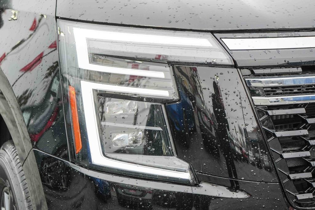 New 2026 Nissan Armada SV image 5