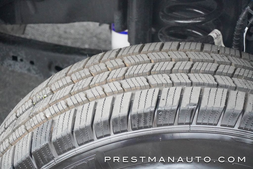 Used 2025 Ford F350 XL w/ XL Chrome Package image 41