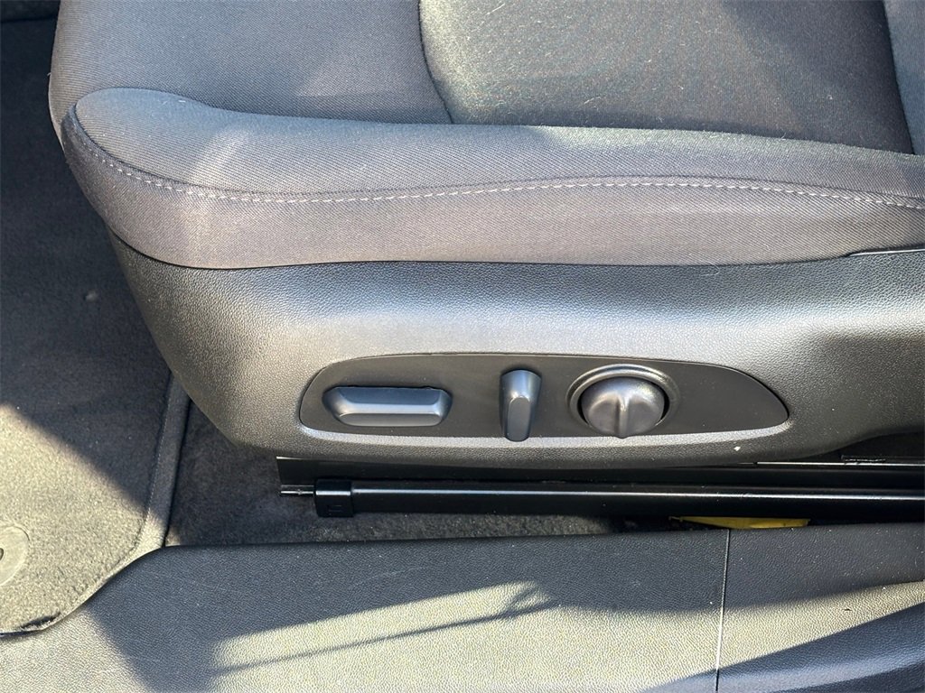 Certified 2025 Chevrolet Malibu RS image 25