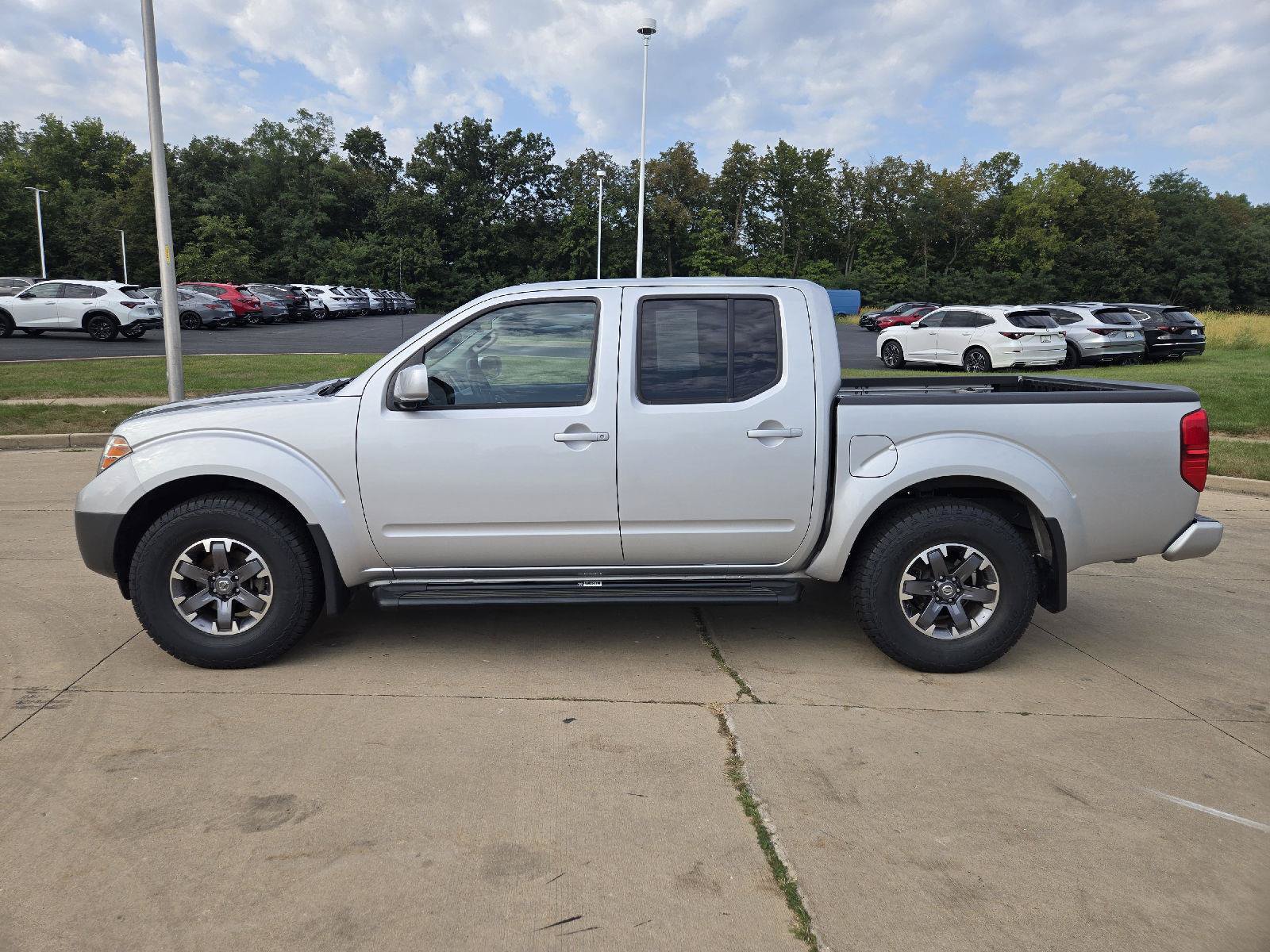 Used 2014 Nissan Frontier PRO-4X w/ Pro-4x Luxury Package AWD/4WD image 5