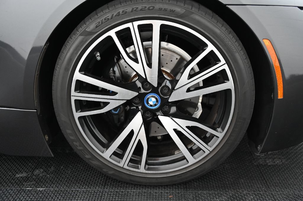 Used 2016 BMW i8 AWD/4WD image 41