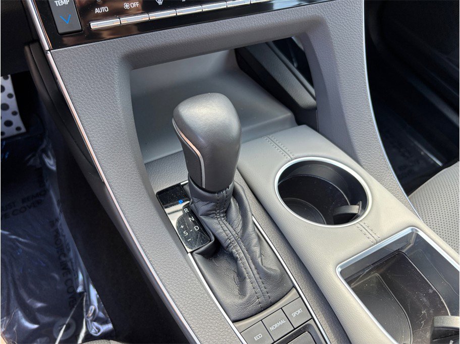 Used 2020 Toyota Avalon XSE FWD image 35