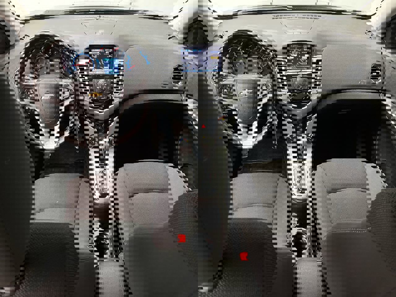 Used 2014 Chevrolet Cruze LT w/ RS Package FWD image 4