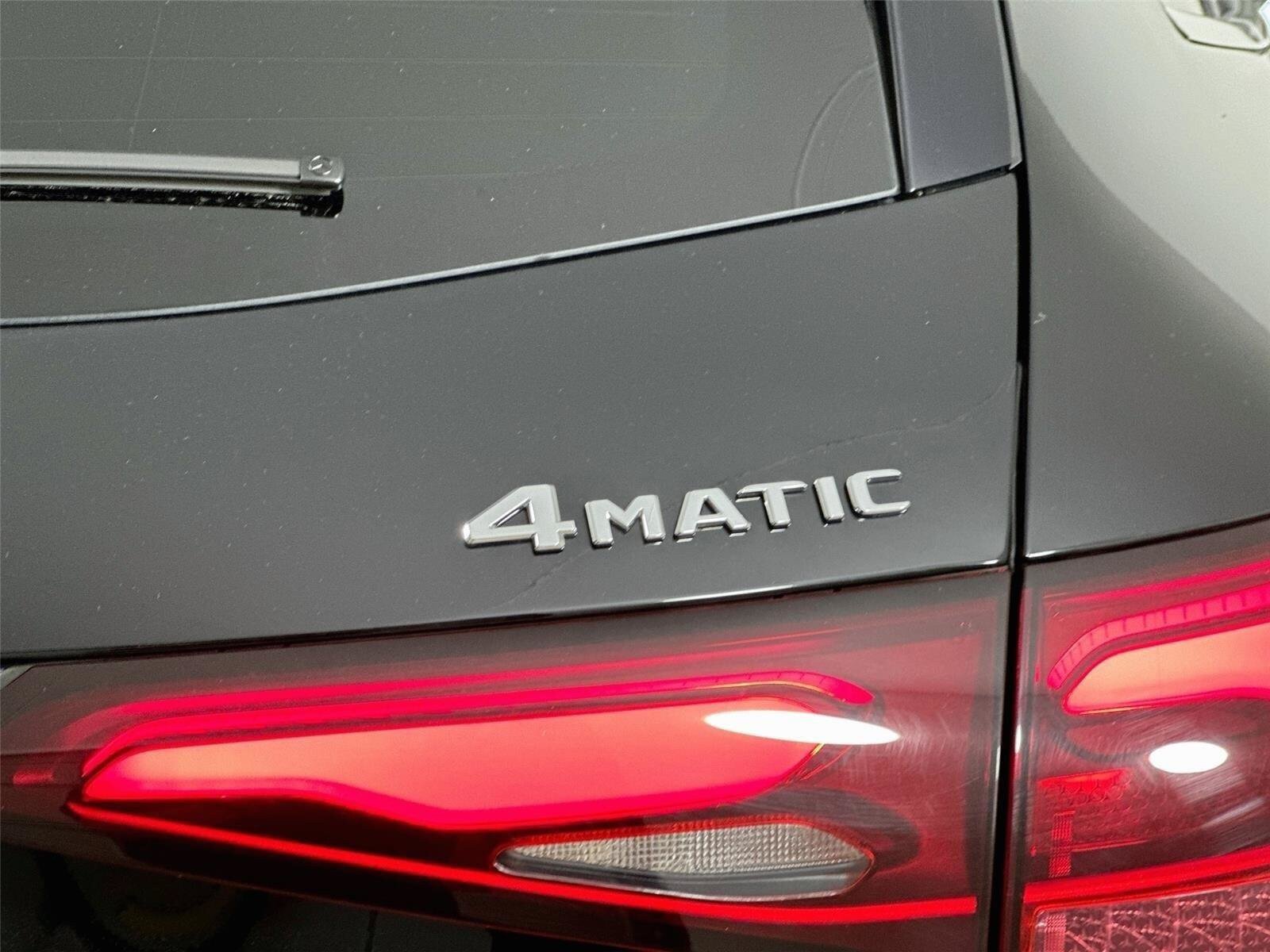 Certified 2024 Mercedes-Benz GLC 300 4MATIC image 6