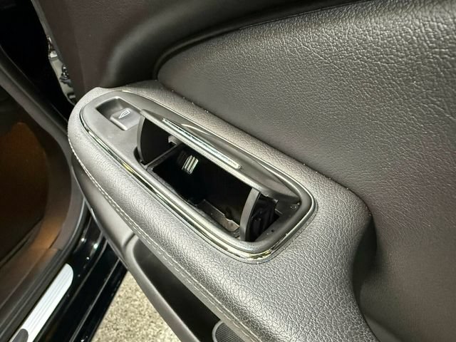Used 2005 Jaguar XJ8 RWD image 36