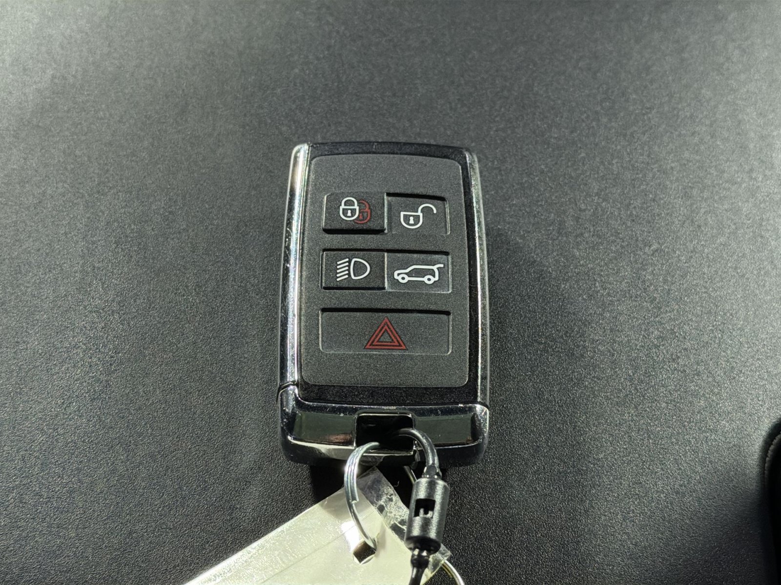 Used 2025 Land Rover Defender 110 S AWD/4WD image 35