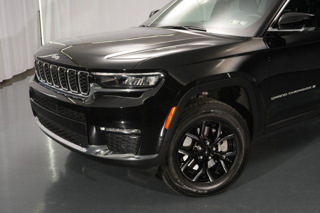 Used 2025 Jeep Grand Cherokee L Limited w/ Luxury Tech Group II AWD/4WD image 6