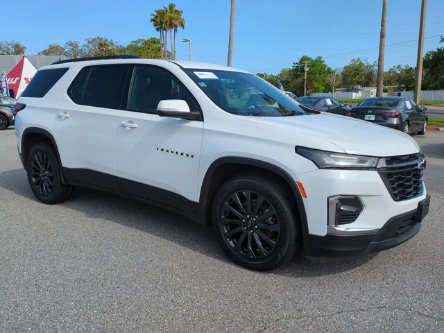 Used 2023 Chevrolet Traverse RS AWD/4WD image 2