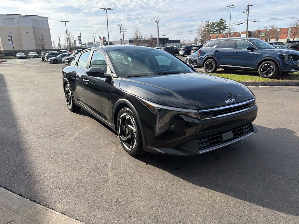 New 2026 Kia K4 EX image 4