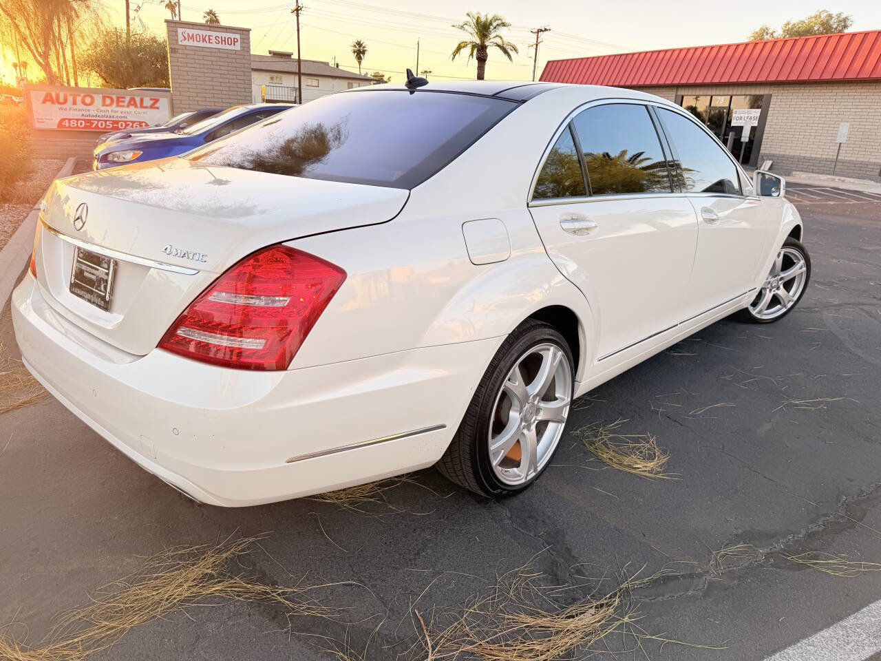 Used 2013 Mercedes-Benz S 550 4MATIC image 3