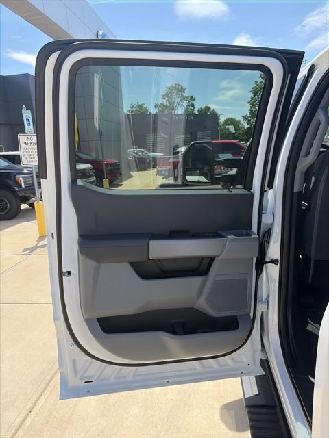 New 2026 Ford F250 XL w/ STX Appearance Package AWD/4WD image 25