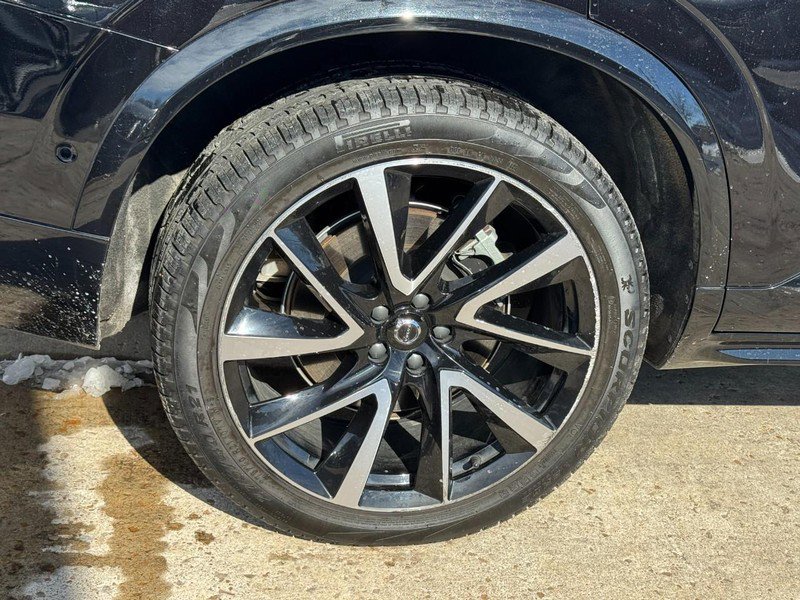 Certified 2024 Volvo XC90 B6 Plus w/ Protection Package Premier image 8