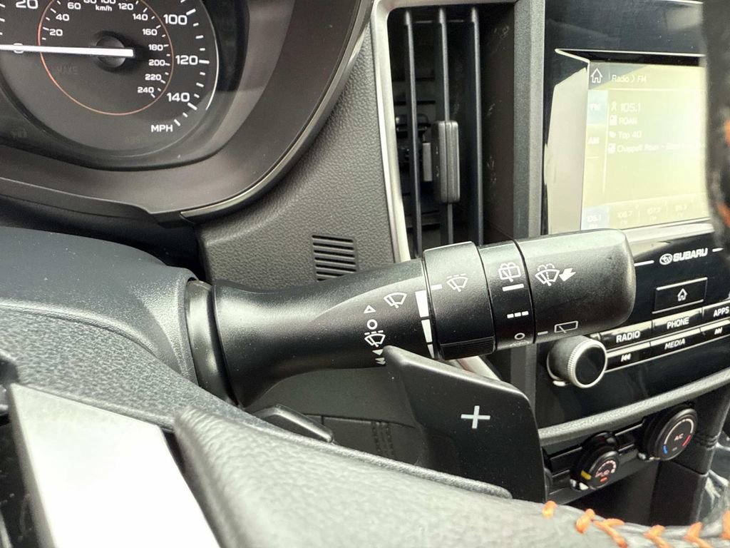 Used 2018 Subaru Crosstrek 2.0i Premium w/ Eyesight System image 35