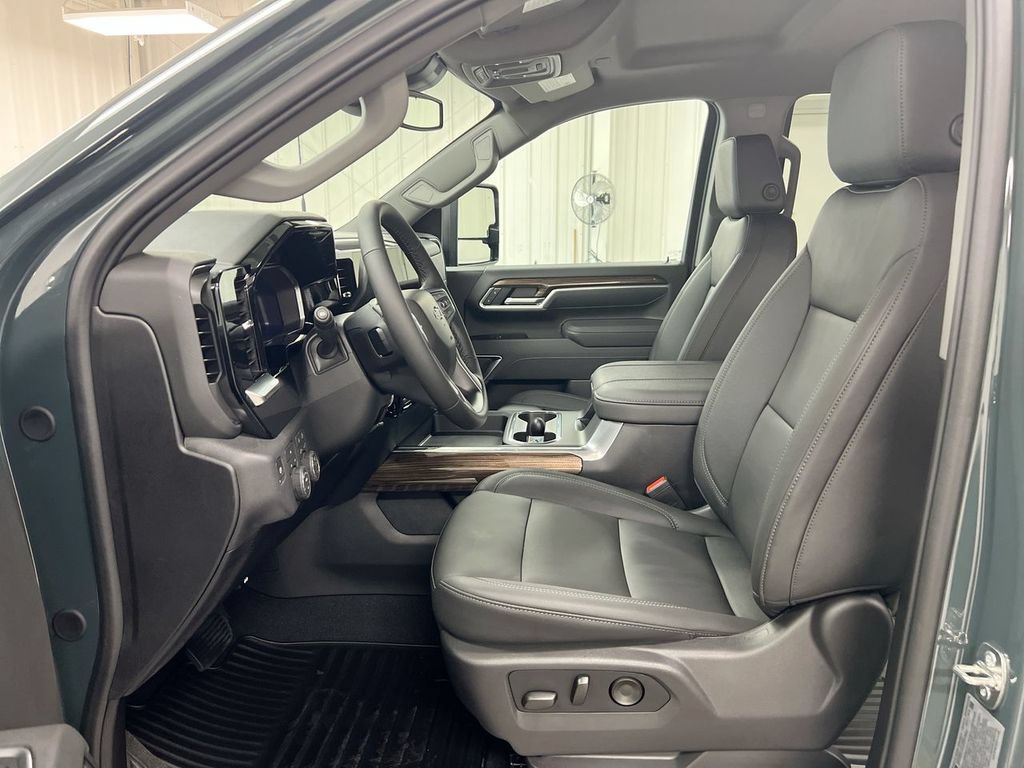 New 2026 Chevrolet Silverado 2500 LT w/ Trail Boss Package AWD/4WD image 19