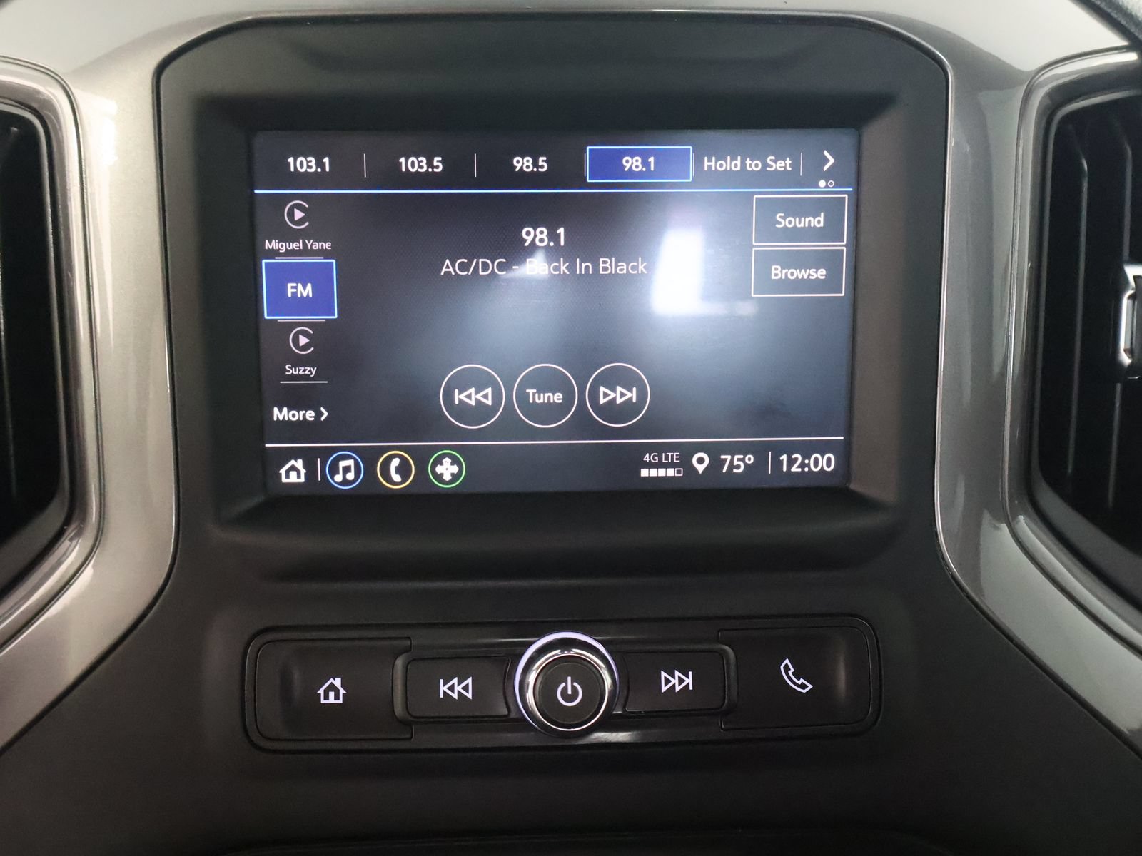 Used 2024 Chevrolet Silverado 2500 W/T AWD/4WD image 38