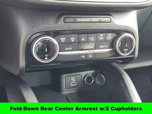 Used 2022 Ford Escape SE w/ SE Sport Appearance Package FWD image 19