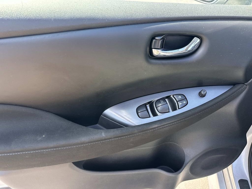 Used 2023 Nissan Leaf S FWD image 15