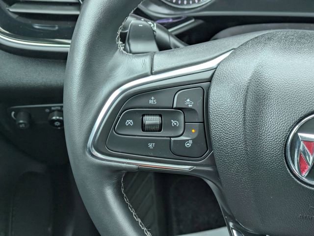 Used 2023 Buick Envision Avenir image 16