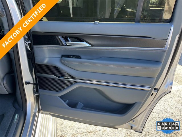 Certified 2024 Jeep Grand Wagoneer Series III w/ Rear Seat Video Group 1 image 21