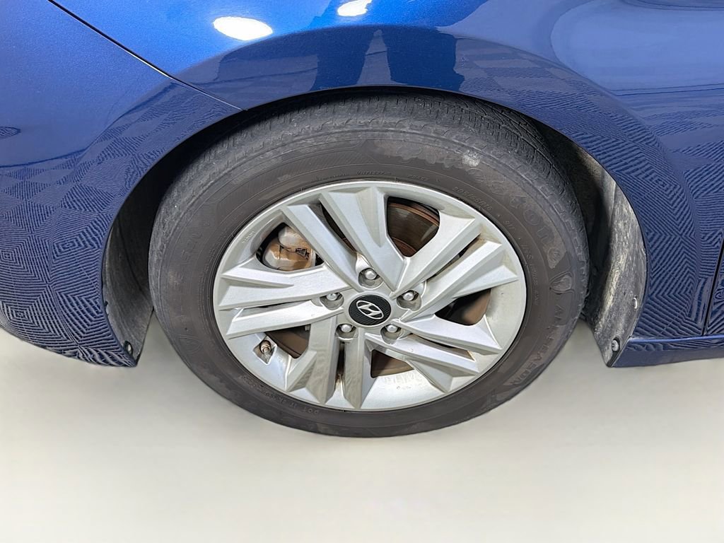 Used 2020 Hyundai Elantra SEL FWD image 25