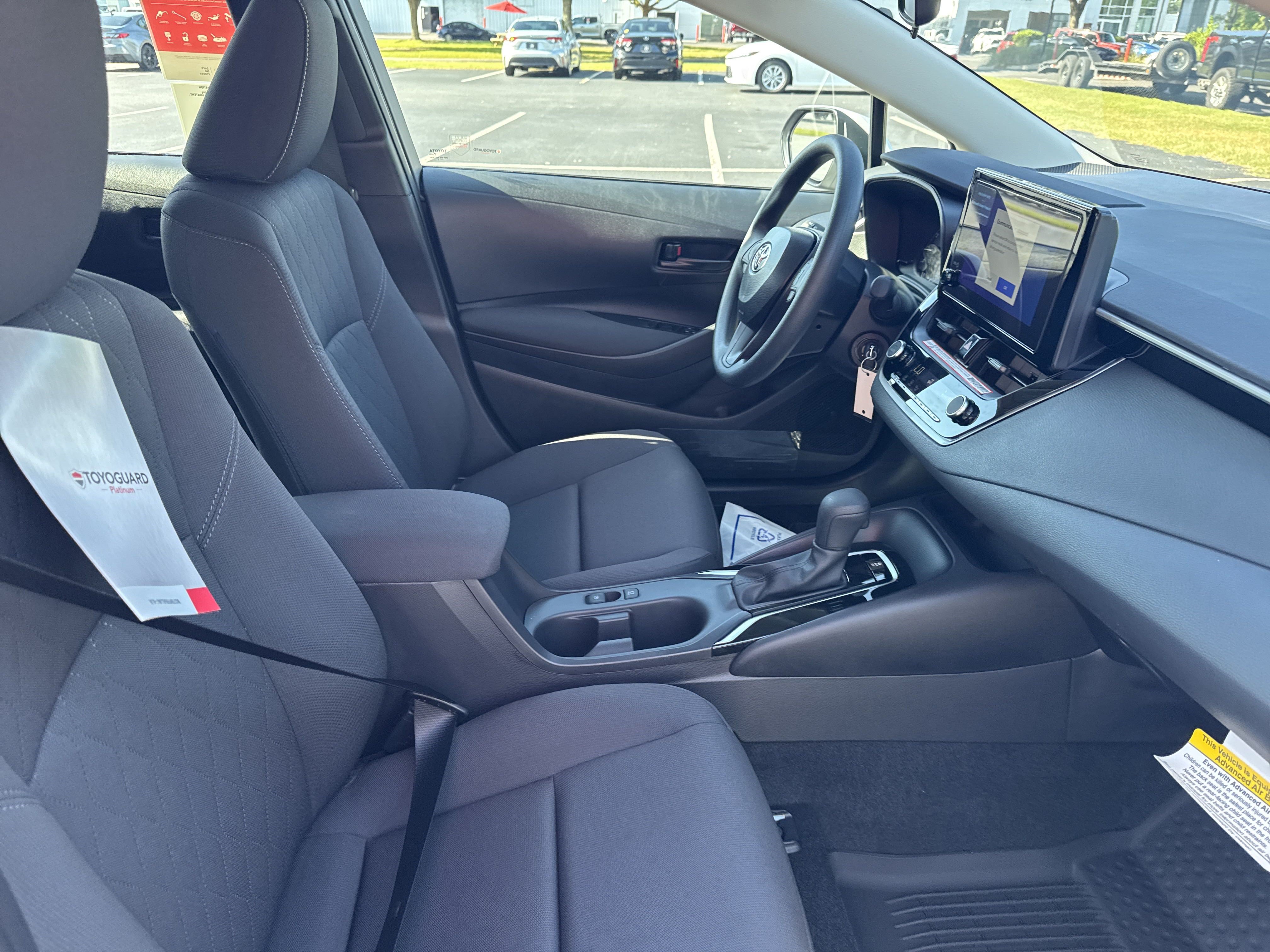 New 2025 Toyota Corolla LE FWD image 28