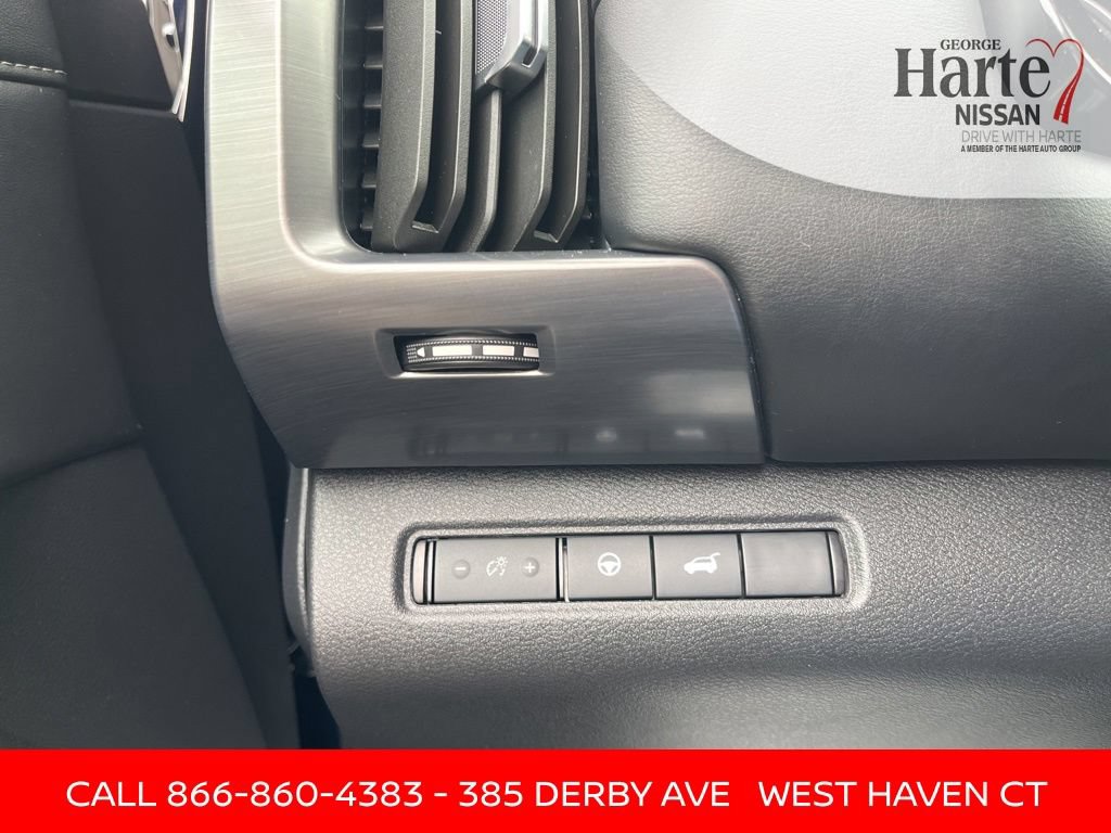 Certified 2024 Nissan Pathfinder SL AWD/4WD image 31