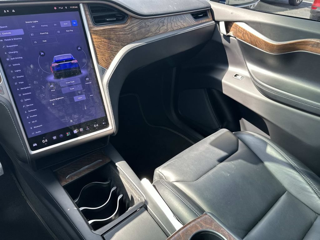 Used 2019 Tesla Model X Performance AWD/4WD image 32